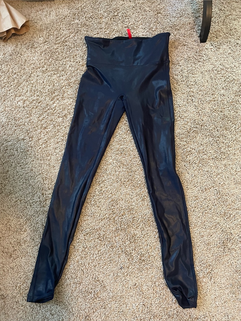 Spanx Faux Leather Leggings  Stretchy in SZ S in gently used condition